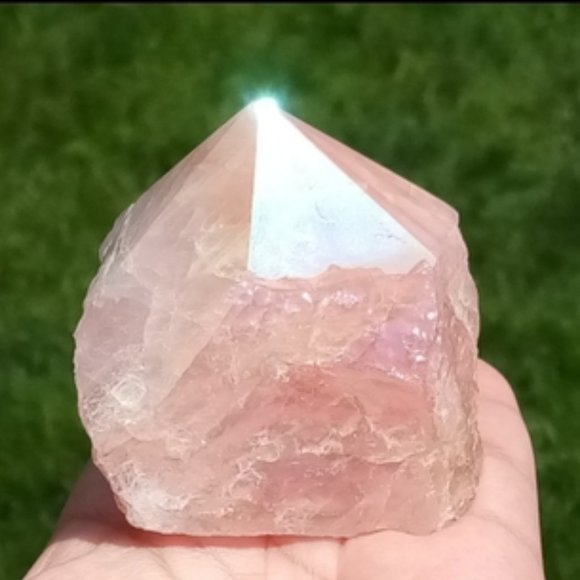 Mother Earth Other - Aura 🌹 Quartz Point, Half-raw